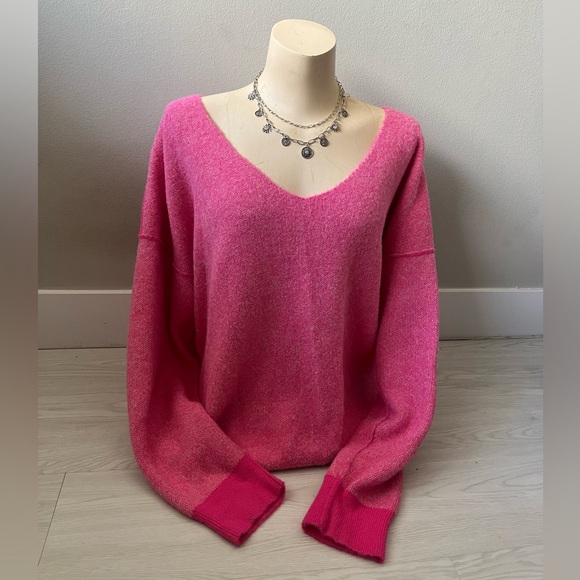 Free People Sweater Weather V-neck sweater pink knit pullover side hem slits - Picture 3 of 12
